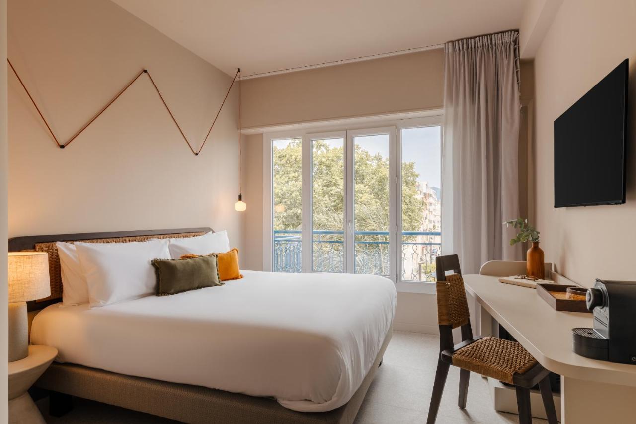 Hotel Yelo Promenade Powered By Sonder *