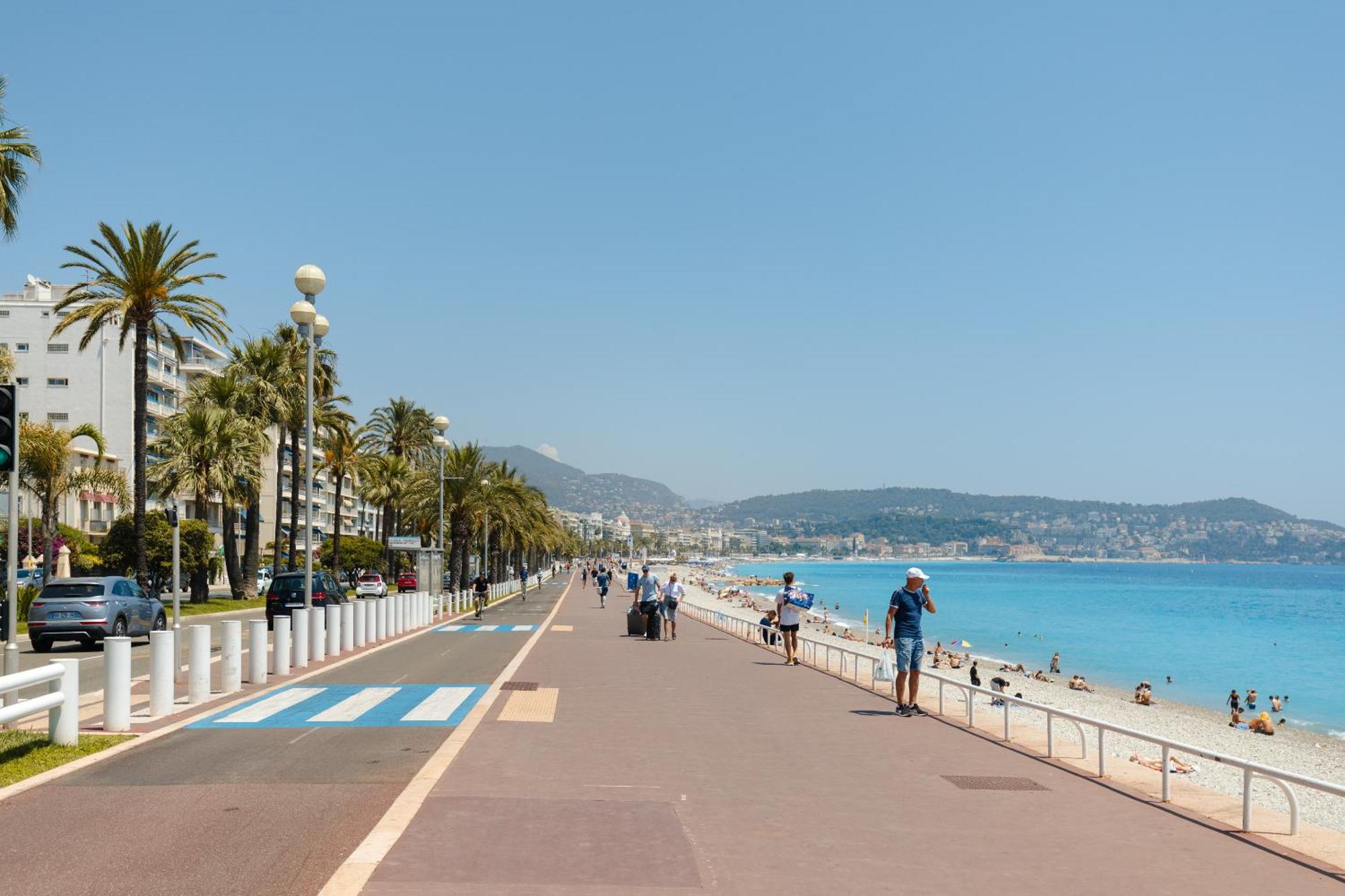 Yelo Promenade Powered By Sonder